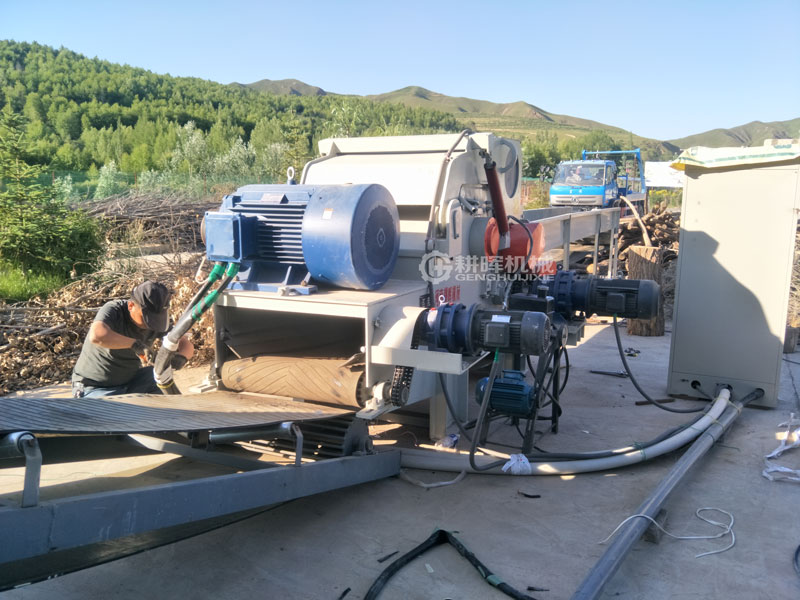 800型綜合破碎機現場