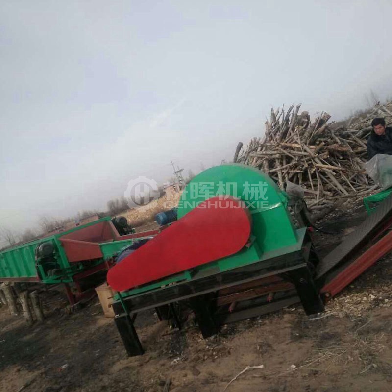 造紙凈片生產(chǎn)線木材剝皮打片生產(chǎn)線楊木凈片機