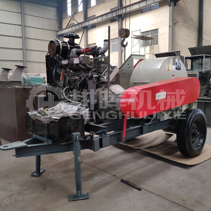 1米移動柴油菇木粉碎機大型移動柴油食用菌料粉