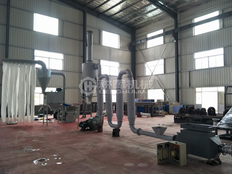 山東120目木粉機(jī)