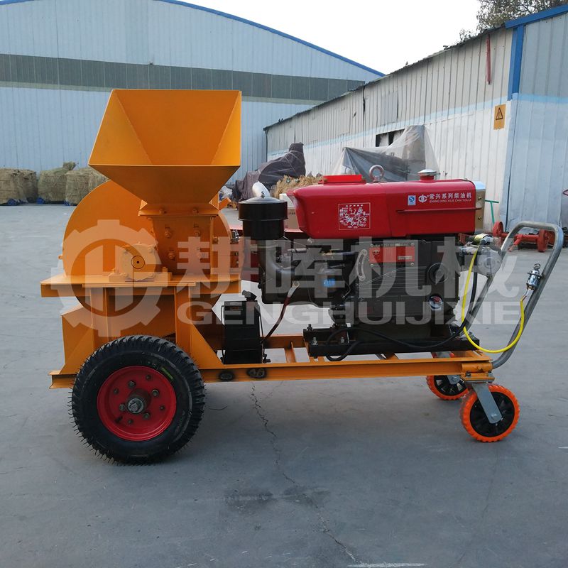 小型移動柴油樹枝粉沫機小型移動柴油碎枝機