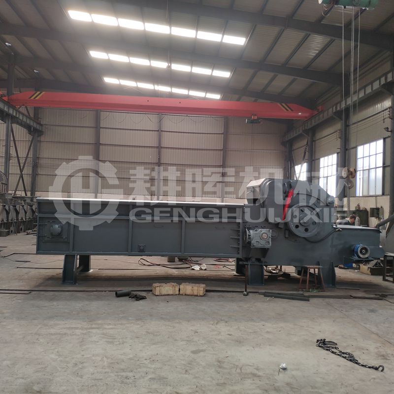 1300鏈板輸送樹枝粉碎機1米3大型樹枝切片機