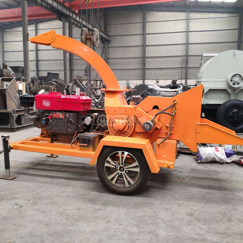 小型強制進料樹枝粉碎機小型移動式自動喂料碎