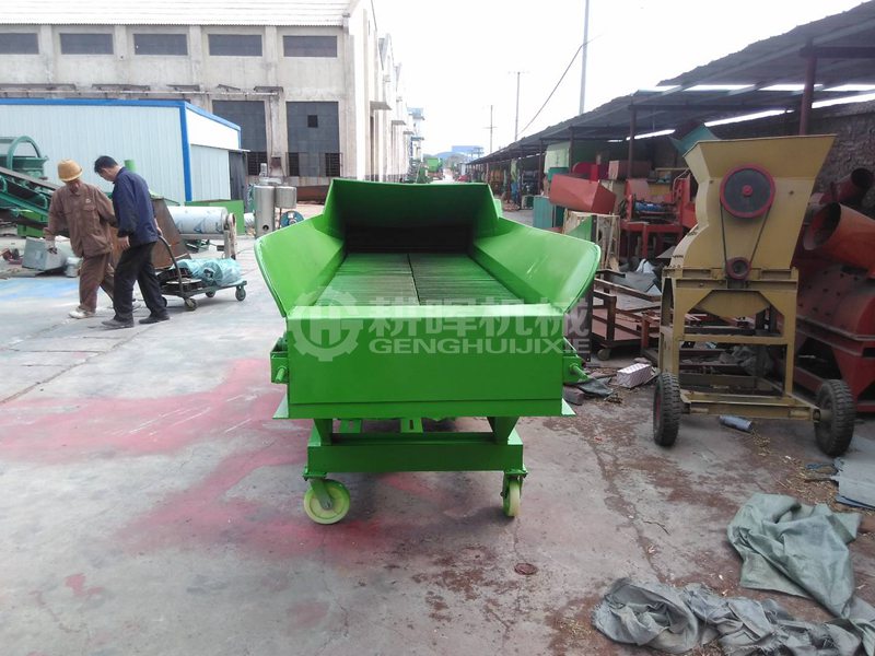 自動(dòng)進(jìn)料揉絲粉碎機(jī)