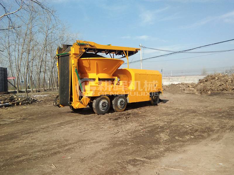 圓盤樹根粉碎機現場