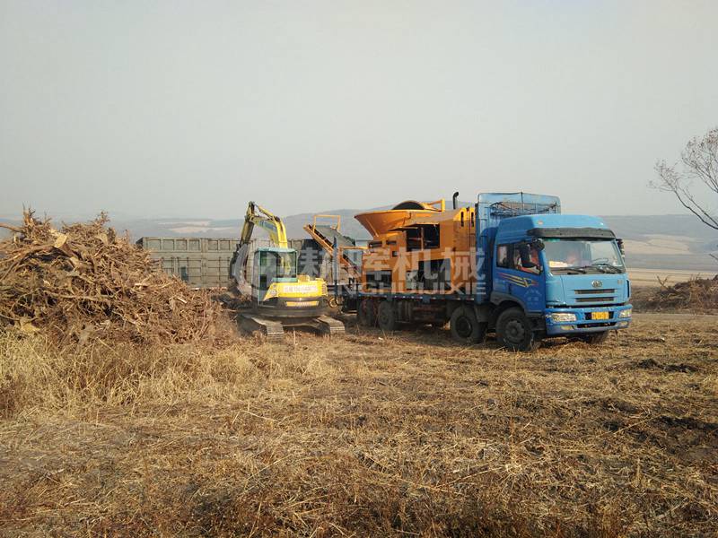 圓盤樹根粉碎機現場